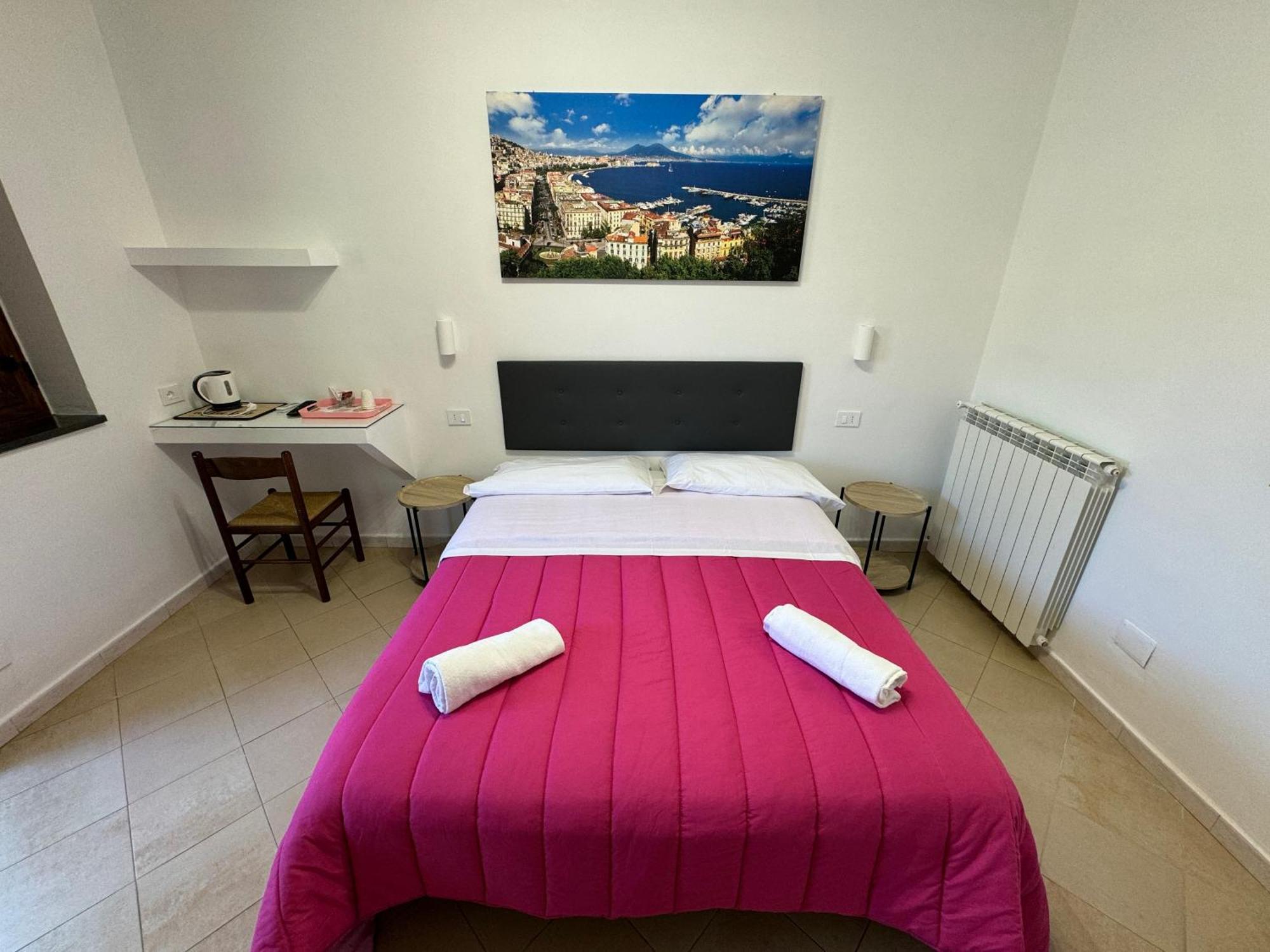 Agriturismo Piccolo Paradiso ปิอาโนดิซอร์เรนโต ภายนอก รูปภาพ