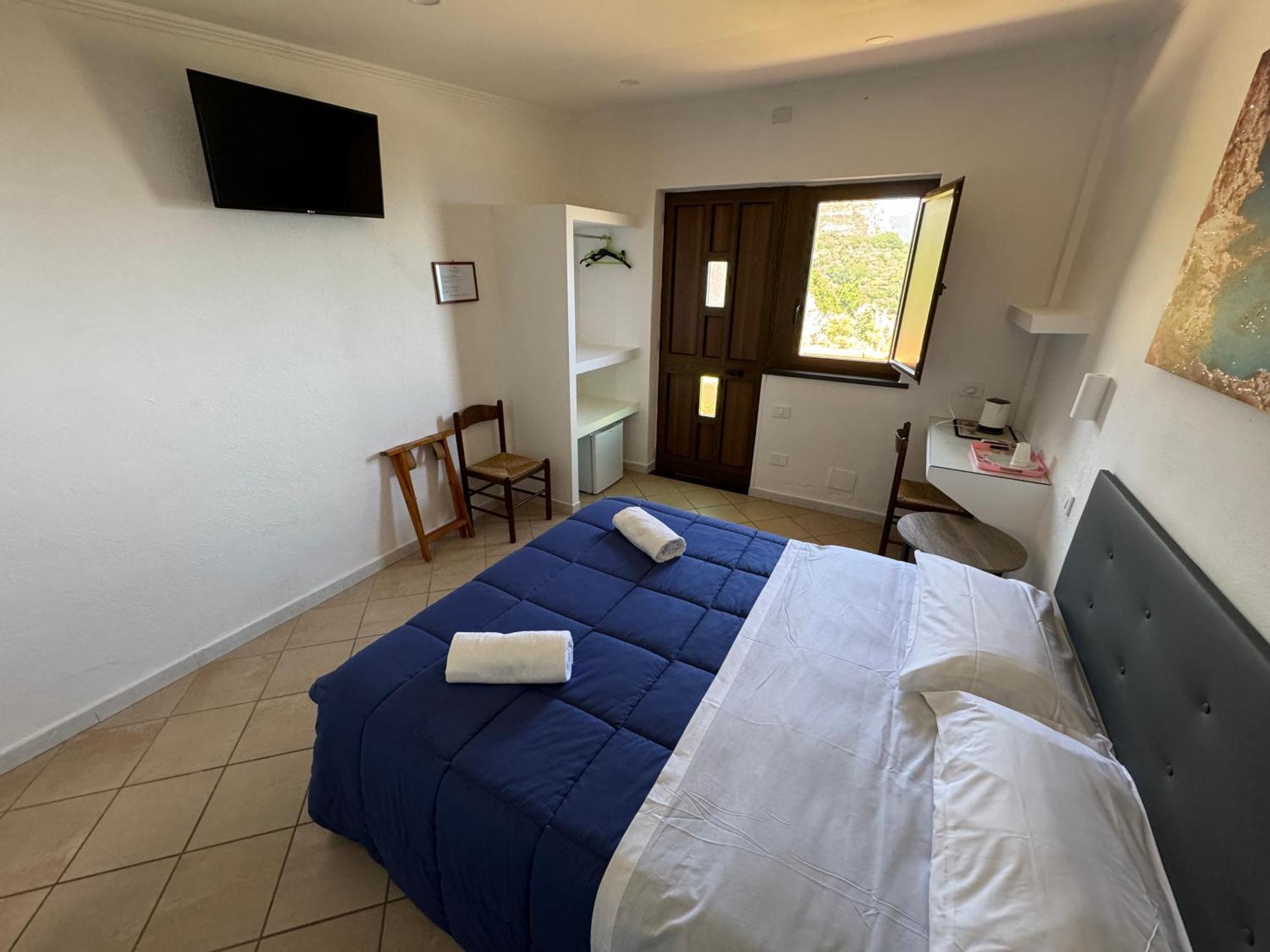 Agriturismo Piccolo Paradiso ปิอาโนดิซอร์เรนโต ภายนอก รูปภาพ